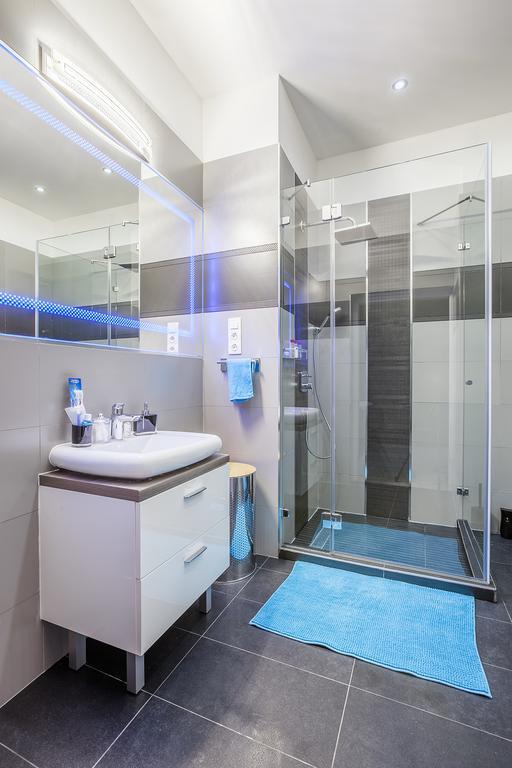 Opera Luxory Suite Budapest Ngoại thất bức ảnh