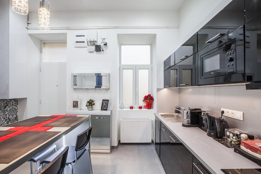 Opera Luxory Suite Budapest Ngoại thất bức ảnh